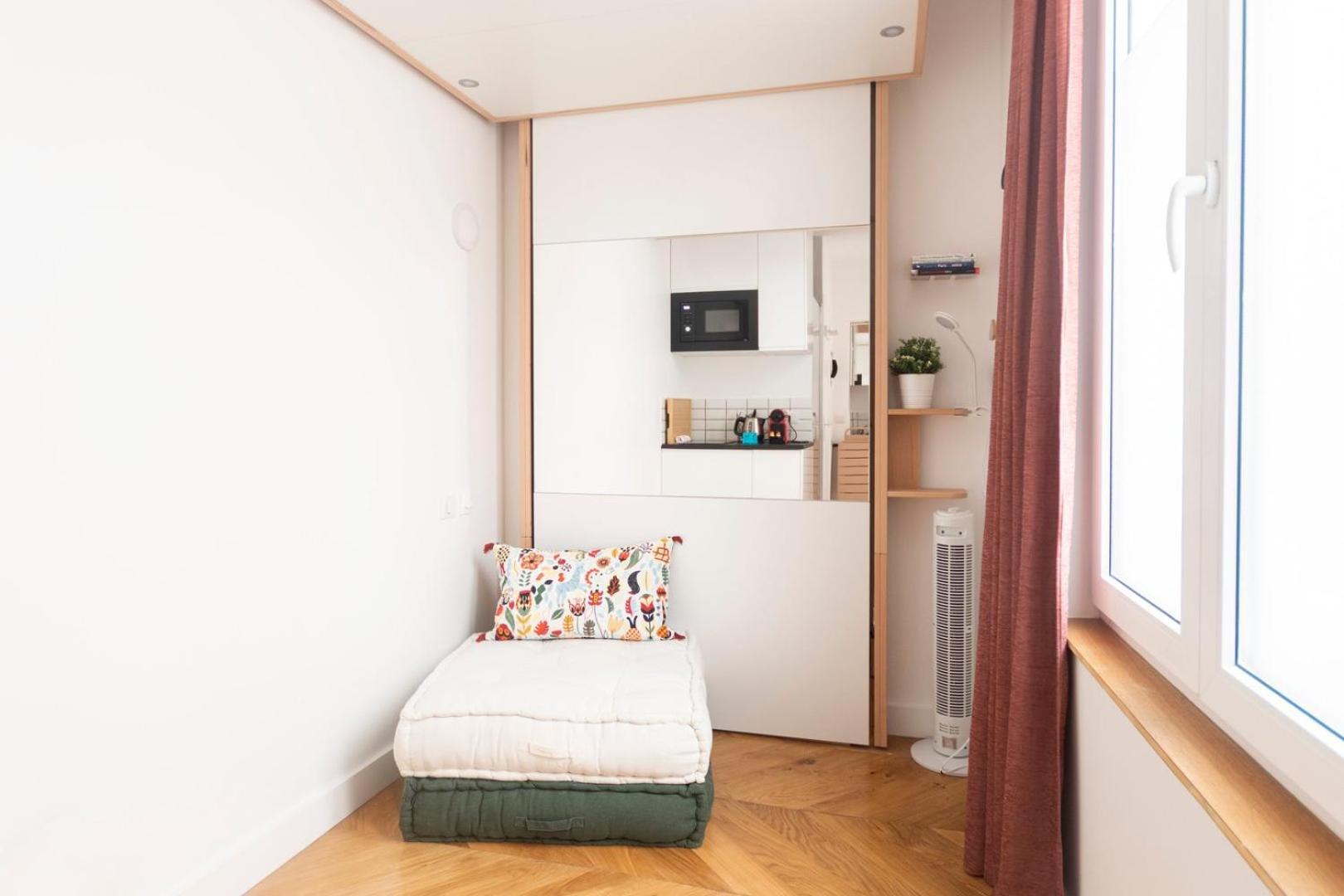 Super Central Mini Studio - 2 Pax, Murphy Bed パリ エクステリア 写真